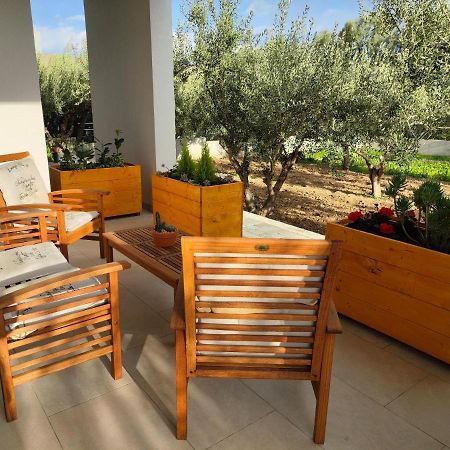 Ferienwohnung Olives Garden Trogir Exterior foto